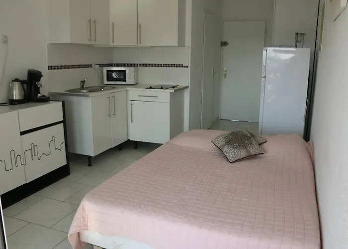 82, Heliopolis Fgh Au Village Naturiste
